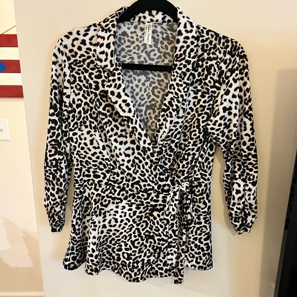 Perseption Concept animal print wrap top - Picture 1 of 7